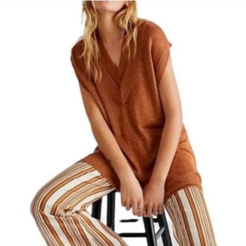 Free People (NWOT) Hannah oversized tunic sweater vest knit bronze v-neck top